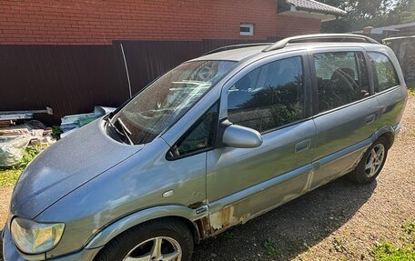 Opel Zafira A рестайлинг, 2004 год, 250 000 рублей, 9 фотография