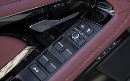Land Rover Range Rover Evoque II, 2024 год, 5 486 065 рублей, 19 фотография