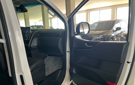 Hyundai Staria, 2025 год, 5 998 000 рублей, 7 фотография