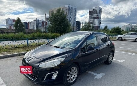 Peugeot 308 II, 2011 год, 600 000 рублей, 2 фотография