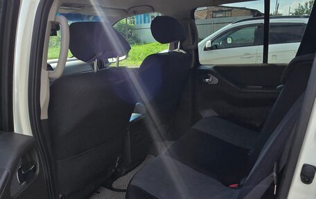 Nissan Pathfinder, 2012 год, 1 150 000 рублей, 12 фотография