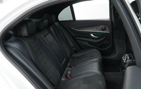 Mercedes-Benz E-Класс, 2021 год, 4 190 900 рублей, 7 фотография