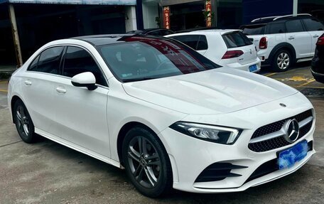 Mercedes-Benz A-Класс, 2021 год, 1 590 000 рублей, 3 фотография