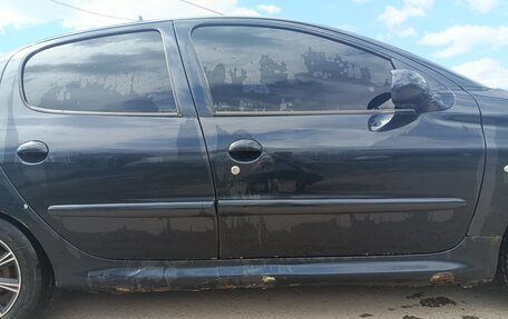 Peugeot 206, 2006 год, 130 000 рублей, 17 фотография