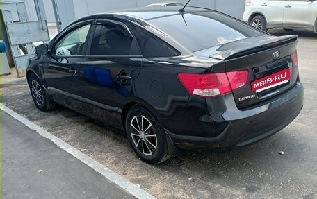 KIA Cerato III, 2009 год, 800 000 рублей, 4 фотография