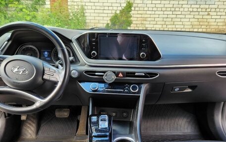 Hyundai Sonata VIII, 2019 год, 2 200 000 рублей, 9 фотография