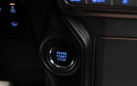 Toyota Land Cruiser Prado 150 рестайлинг 2, 2017 год, 3 455 050 рублей, 20 фотография