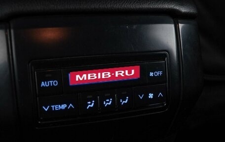 Toyota Land Cruiser Prado 150 рестайлинг 2, 2017 год, 3 455 050 рублей, 23 фотография
