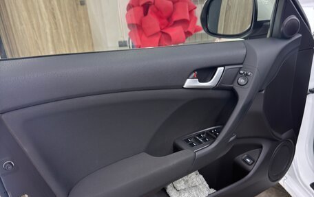 Honda Accord VIII рестайлинг, 2012 год, 1 260 000 рублей, 12 фотография