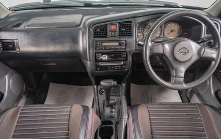 Nissan Primera II рестайлинг, 2000 год, 389 000 рублей, 11 фотография