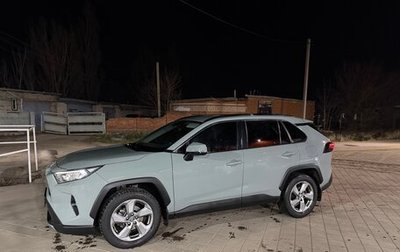 Toyota RAV4, 2020 год, 3 000 000 рублей, 1 фотография