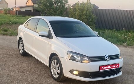 Volkswagen Polo VI (EU Market), 2012 год, 570 000 рублей, 1 фотография