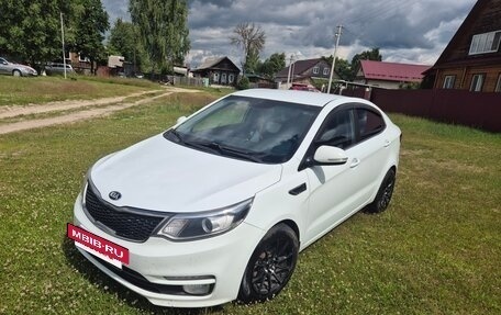 KIA Rio III рестайлинг, 2015 год, 1 250 000 рублей, 2 фотография