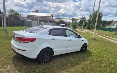 KIA Rio III рестайлинг, 2015 год, 1 250 000 рублей, 5 фотография