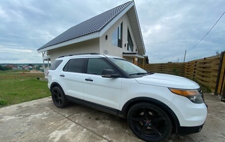 Ford Explorer VI, 2014 год, 1 790 000 рублей, 3 фотография