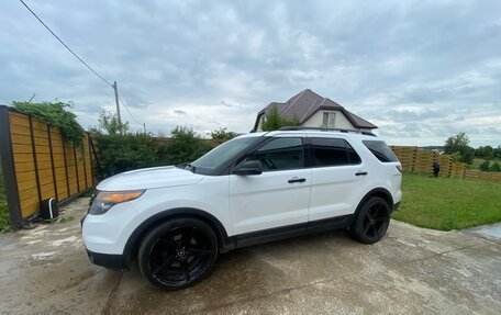 Ford Explorer VI, 2014 год, 1 790 000 рублей, 5 фотография