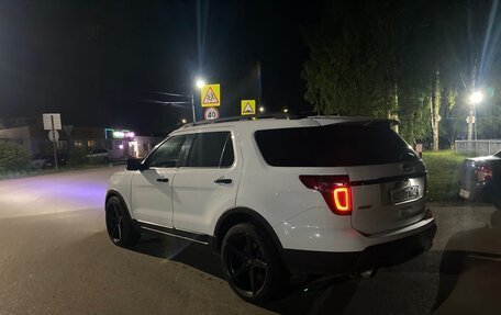 Ford Explorer VI, 2014 год, 1 790 000 рублей, 13 фотография