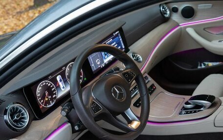Mercedes-Benz E-Класс, 2017 год, 4 200 000 рублей, 2 фотография