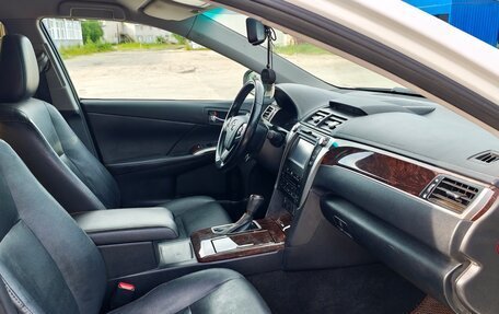 Toyota Camry, 2016 год, 2 300 000 рублей, 7 фотография