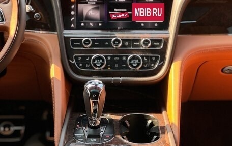 Bentley Bentayga I, 2022 год, 18 990 000 рублей, 20 фотография