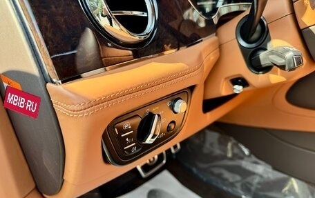 Bentley Bentayga I, 2022 год, 18 990 000 рублей, 34 фотография