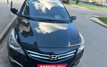 Hyundai Solaris II рестайлинг, 2016 год, 1 000 000 рублей, 6 фотография