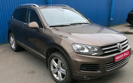 Volkswagen Touareg III, 2012 год, 1 888 000 рублей, 1 фотография