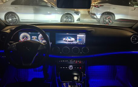 Mercedes-Benz E-Класс, 2017 год, 3 950 000 рублей, 12 фотография
