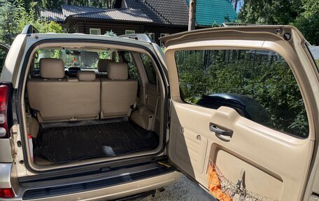 Toyota Land Cruiser Prado 120 рестайлинг, 2006 год, 2 950 000 рублей, 5 фотография