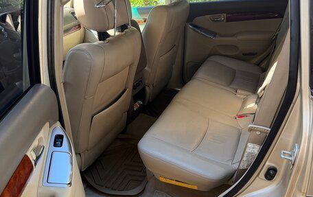 Toyota Land Cruiser Prado 120 рестайлинг, 2006 год, 2 950 000 рублей, 16 фотография
