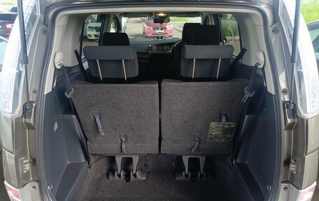 Toyota ISis I, 2014 год, 1 295 000 рублей, 3 фотография