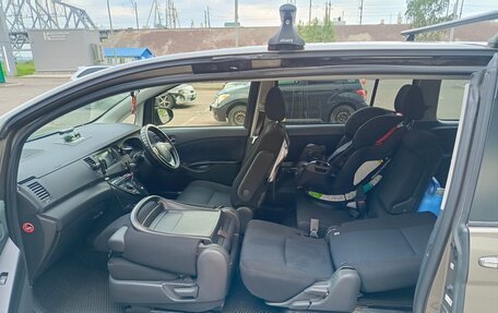 Toyota ISis I, 2014 год, 1 295 000 рублей, 21 фотография