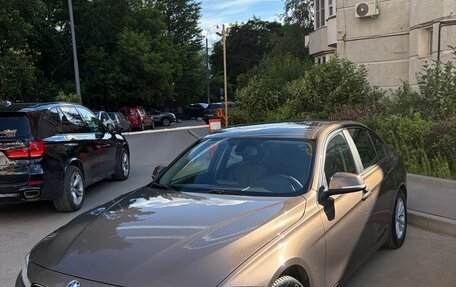 BMW 3 серия, 2014 год, 1 600 000 рублей, 2 фотография