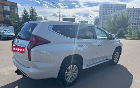 Mitsubishi Pajero Sport III рестайлинг, 2020 год, 3 500 000 рублей, 6 фотография