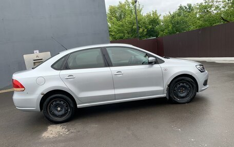 Volkswagen Polo VI (EU Market), 2011 год, 800 000 рублей, 7 фотография