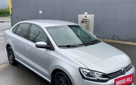Volkswagen Polo VI (EU Market), 2011 год, 800 000 рублей, 6 фотография