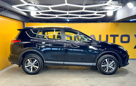 Toyota RAV4, 2018 год, 2 549 000 рублей, 5 фотография