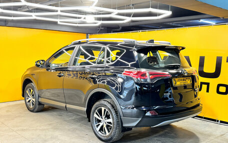 Toyota RAV4, 2018 год, 2 549 000 рублей, 7 фотография