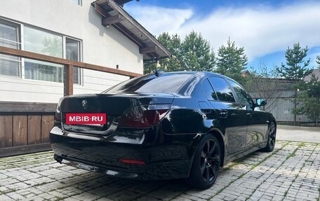 BMW 5 серия, 2004 год, 1 090 000 рублей, 2 фотография