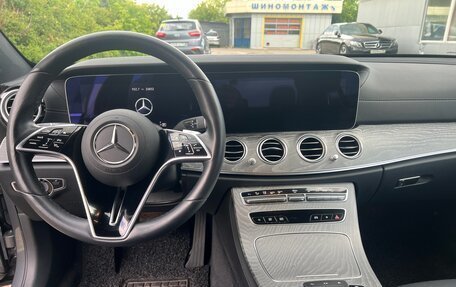 Mercedes-Benz E-Класс, 2021 год, 5 900 000 рублей, 8 фотография