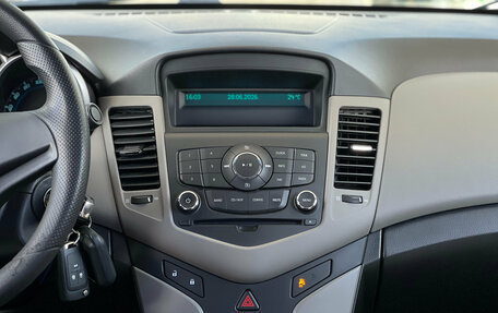 Chevrolet Cruze II, 2012 год, 739 000 рублей, 7 фотография