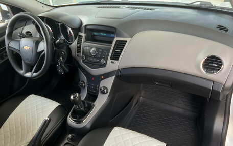 Chevrolet Cruze II, 2012 год, 739 000 рублей, 5 фотография