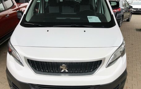 Peugeot Traveller I, 2019 год, 3 фотография