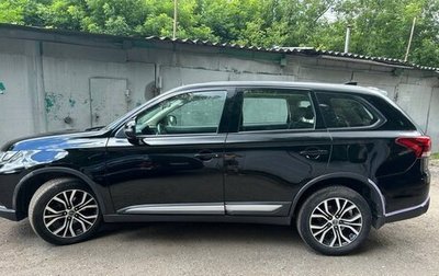 Mitsubishi Outlander III рестайлинг 3, 2019 год, 1 890 000 рублей, 1 фотография