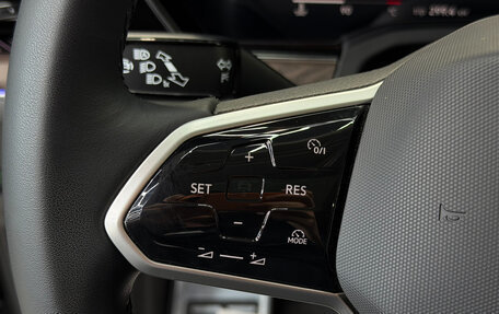 Volkswagen Touareg III, 2025 год, 8 450 000 рублей, 14 фотография