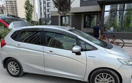 Honda Fit III, 2016 год, 740 000 рублей, 2 фотография