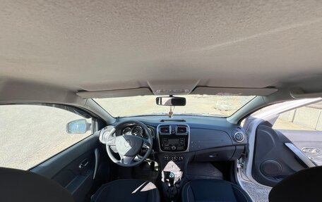 Renault Logan II, 2016 год, 830 000 рублей, 11 фотография