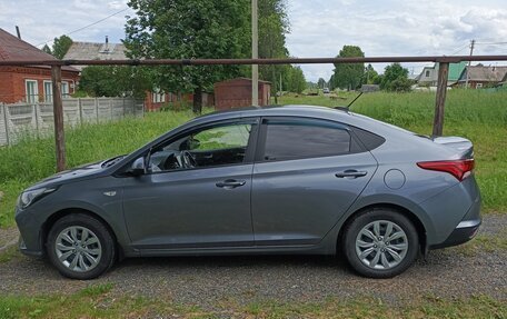 Hyundai Solaris II рестайлинг, 2020 год, 1 500 000 рублей, 11 фотография