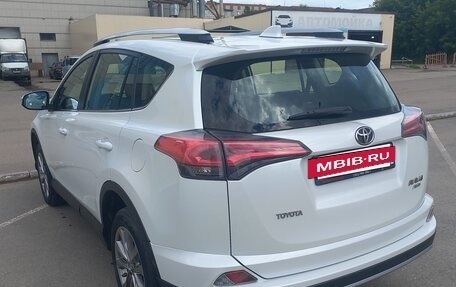 Toyota RAV4, 2019 год, 3 100 000 рублей, 4 фотография