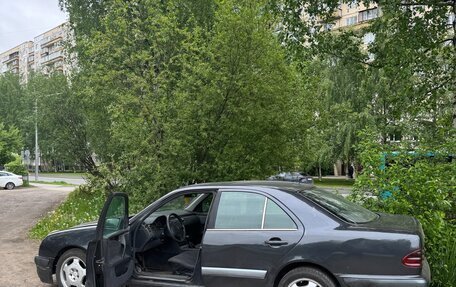 Mercedes-Benz E-Класс, 2000 год, 320 000 рублей, 7 фотография